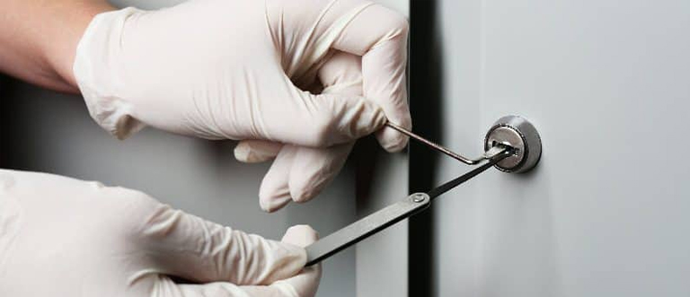 Commercial Emergency Locksmith Brougham